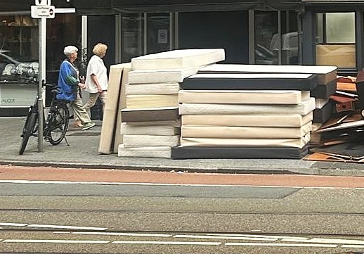 How to Dispose Your Furniture and Mattress Waste in the Netherlands